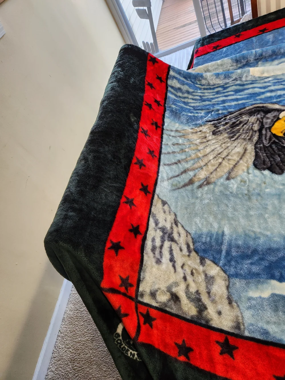 Vintage Golden Bear Heavy Duty Fleece Eagle Blanket Size 85×78